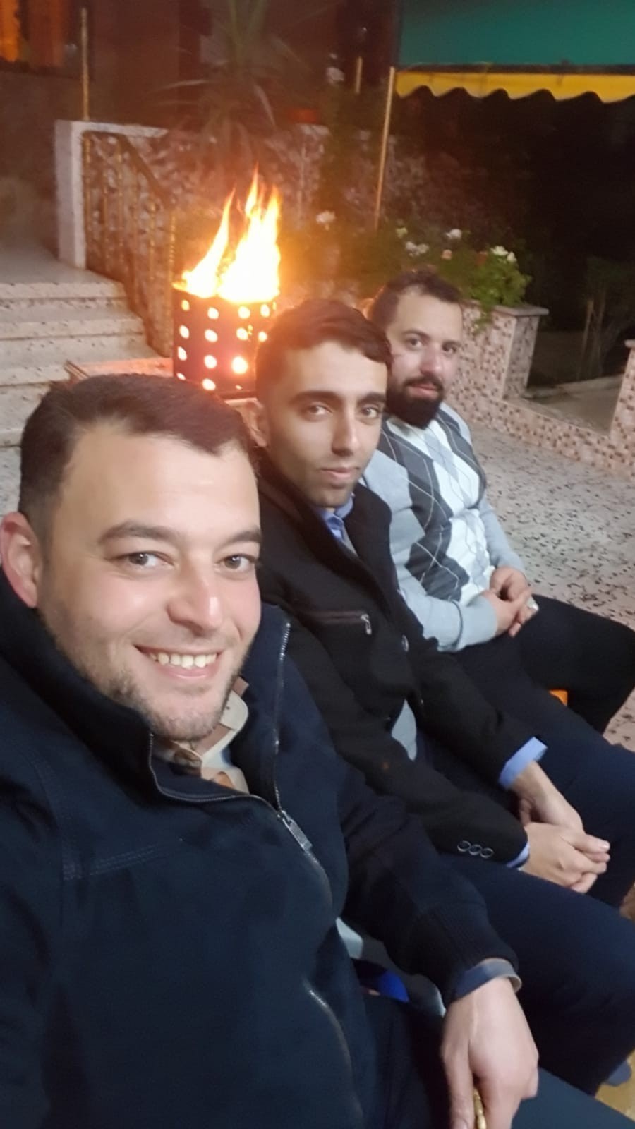 [[[453,341,95,154,755,1342],"د. نادر فوزي محمد خليل محمد البطه"],[[321,372,132,218,755,1342],"1,م. منير محمد عبدالله حسن البطه,http://www.albatta.net/profile/95"],[[36,462,287,437,755,1342],"148,أ. عماد احمد سعيد احمد البطه,http://www.albatta.net/profile/213"]]