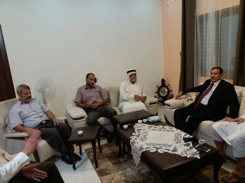 [[[633,194,49,67,755,566],"128,د. فوزي البطه,http://www.albatta.net/profile/186"],[[386,207,34,54,755,566],"161,بهاءالدين علي البطه,http://www.albatta.net/profile/202"],[[257,220,37,56,755,566],"164,عبدالقادر علي البطه,http://www.albatta.net/profile/205"],[[47,254,54,78,755,566],"169,يحيى سعيد البطه,http://www.albatta.net/profile/210"]]