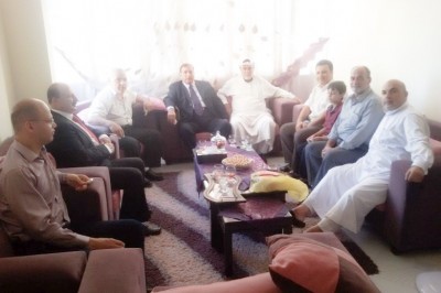 زيارة تهنئة للطالبة سمر محمد البطه