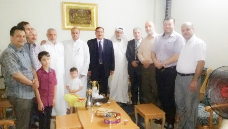 زيارة تهنئة للطالبة روان غسان البطه