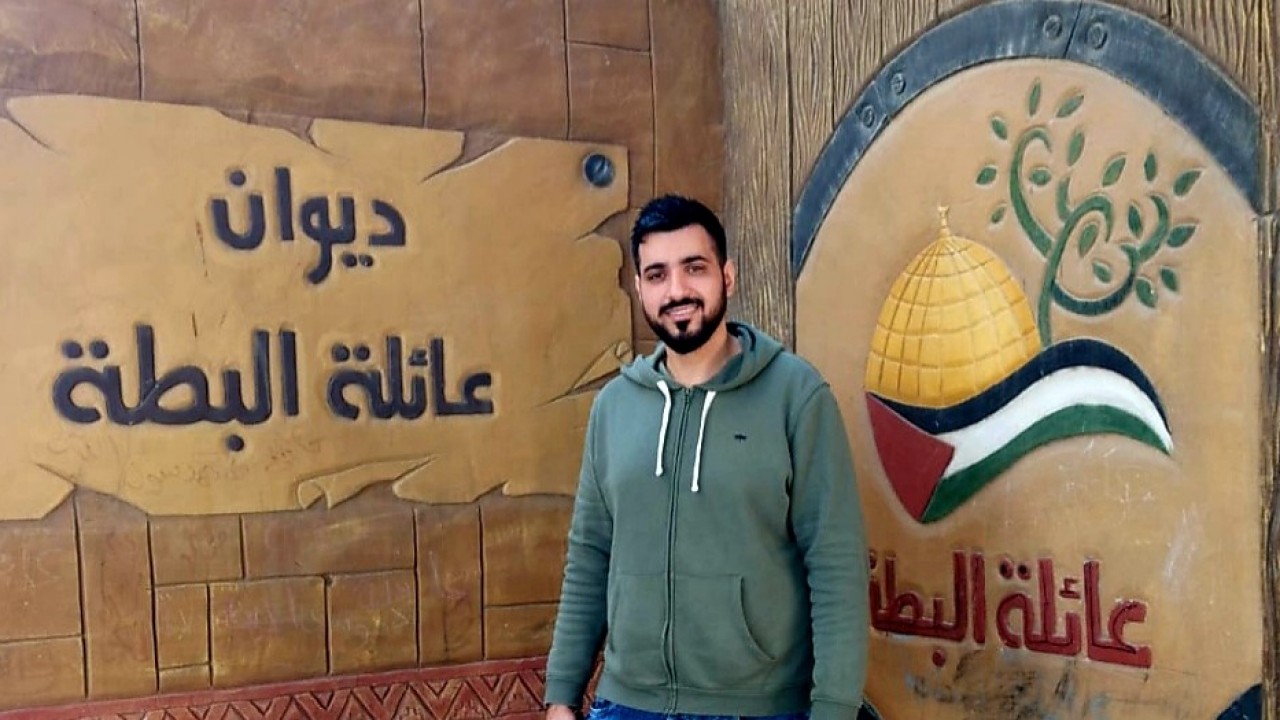 عاد إلى أرض الوطن الدكتور محمد خليل البطه 