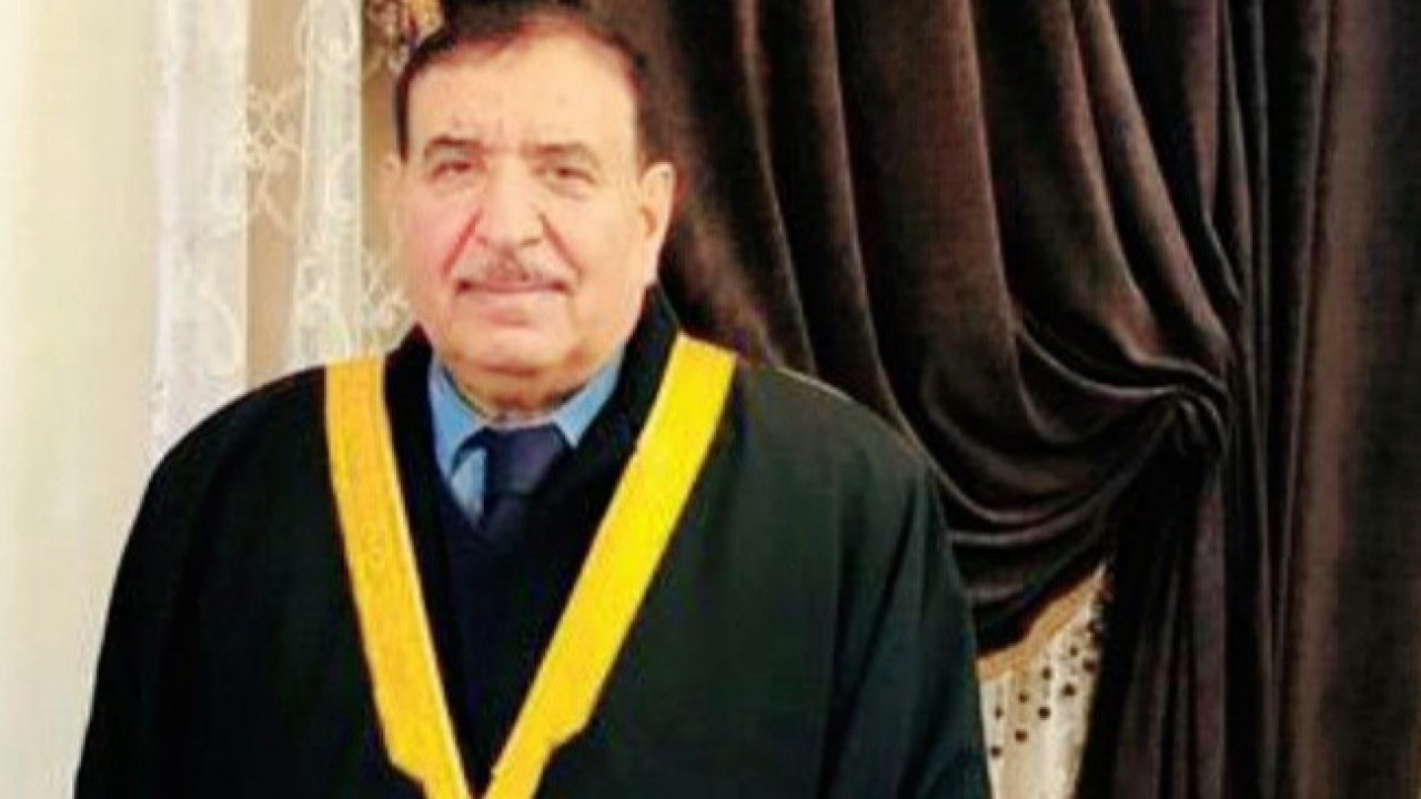 مختار عائلة البطة د.م فوزي البطة يوجه كلمة شكر وتقدير 