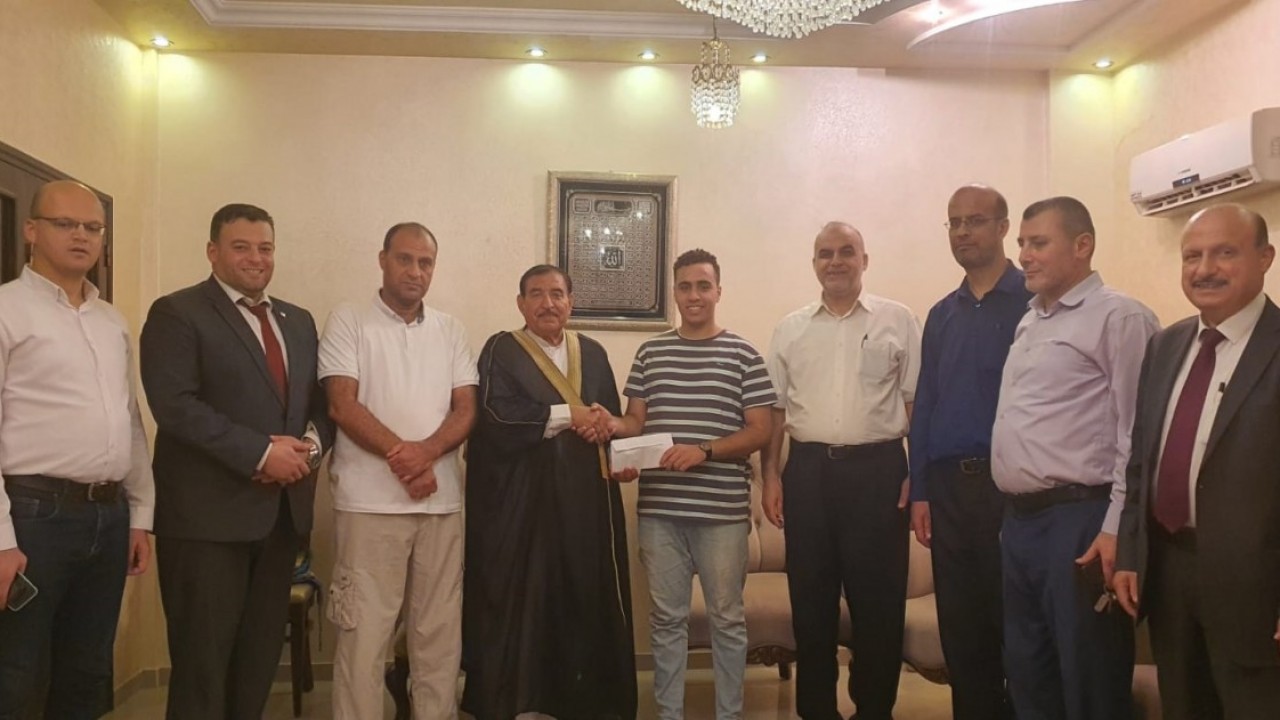 زيارة تهنئة المهندس عبدالقادر علي البطه بتفوق نجله يزن في الثانوية العامة