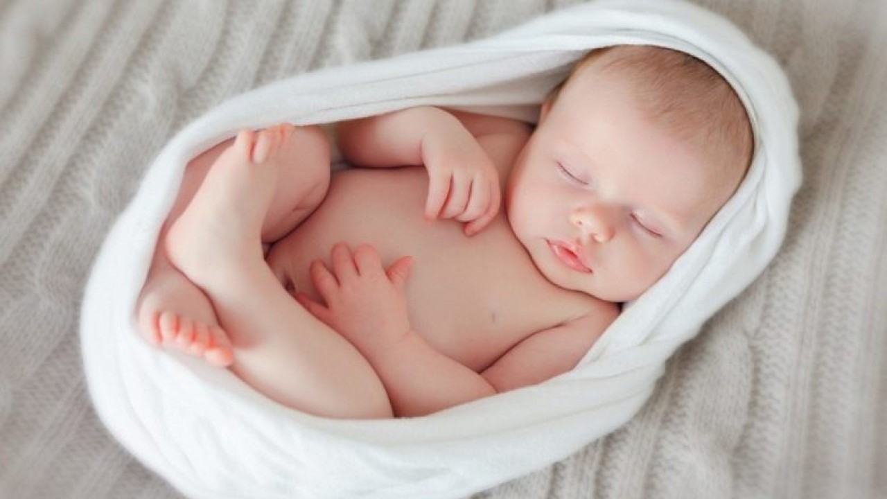 رزق السيد حمدي فايز البطة بمولود